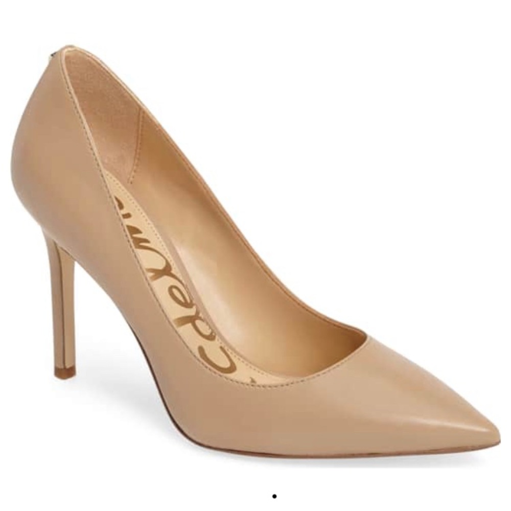 Sexy pointy toe tan leather stiletto.